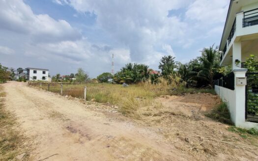 Plots for Sale in Kampong Kandal